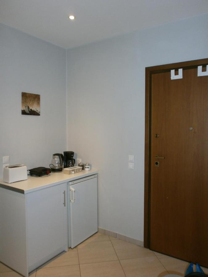 The Island Apartment Athens Exterior photo
